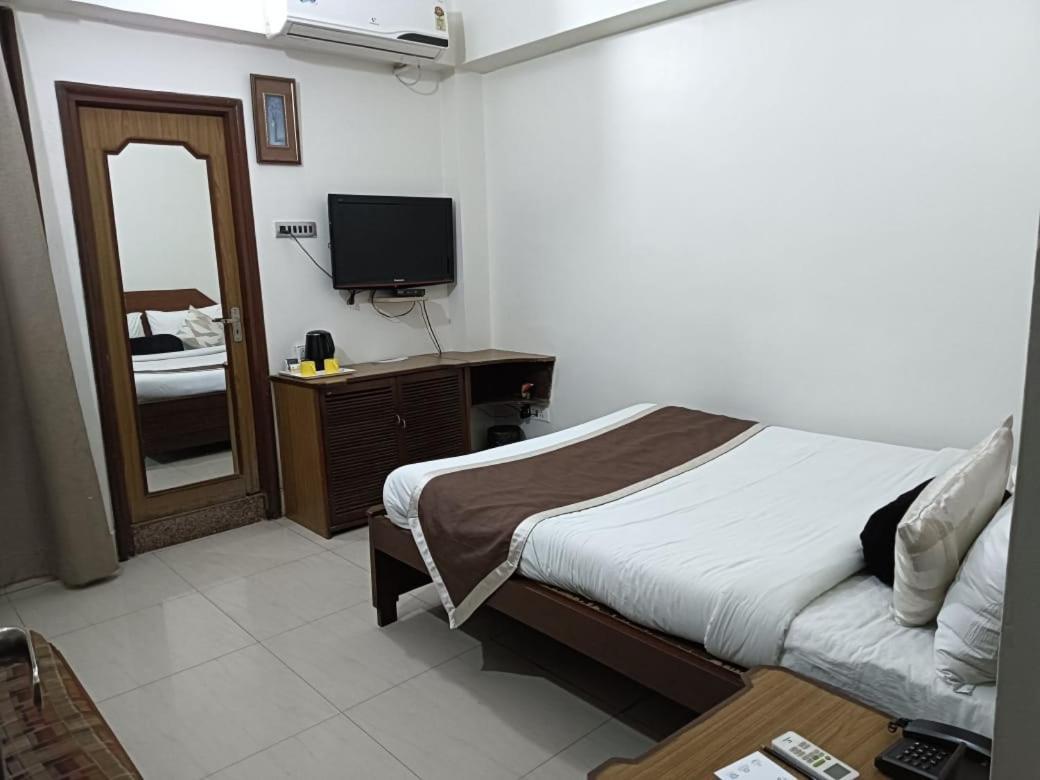 Hotel Baidyanath Deoghar Extérieur photo
